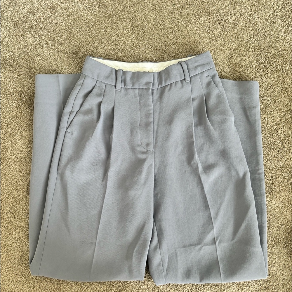 Aritzia Effortless Pants